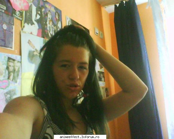 ID - by.kam3lia sau lady.bizarre @hotmail.com - *Despre noi*